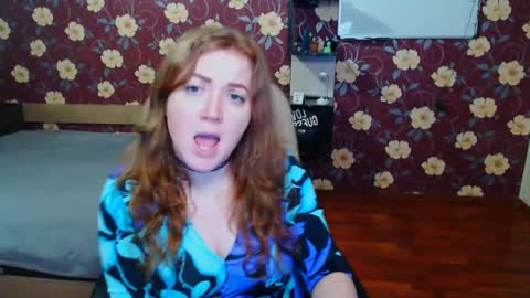 Snapshot of adel_redhead_ chatting on March 10, 8:23 pm Adel online show from March 10, 8:23 pm
