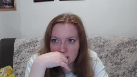 Adel online show from March 11, 7:31 pm