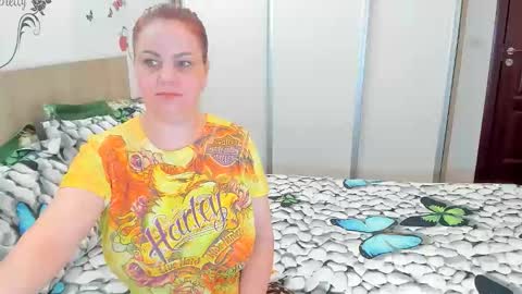 izabellamilf online show from April 19, 1:10 pm