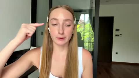 Elizabeth online show from July 23, 7:17 am