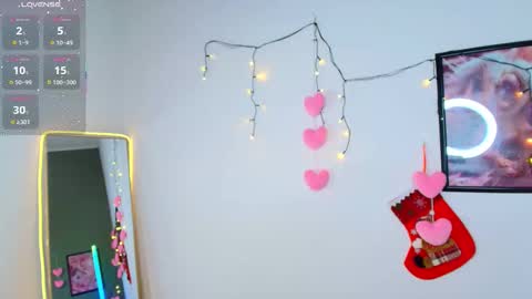 Snapshot of adele_farrell chatting on January 10, 2:35 am Adele online show from January 10, 2:35 am