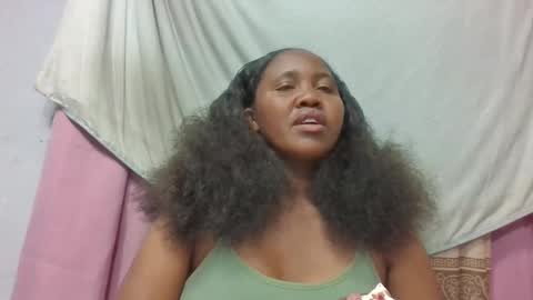 Snapshot of adelealy chatting on January 18, 6:34 pm adelealy online show from January 18, 6:34 pm