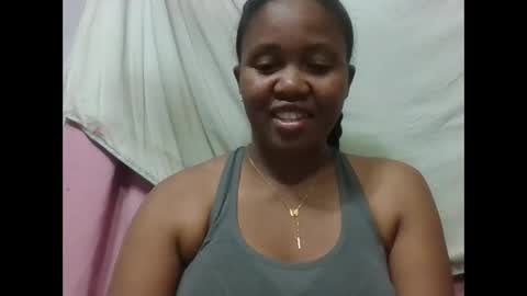 Snapshot of adelealy chatting on February 10, 6:06 am adelealy online show from February 10, 6:06 am