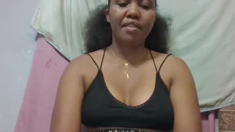 Snapshot of adelealy chatting on February 14, 3:14 am adelealy online show from February 14, 3:14 am