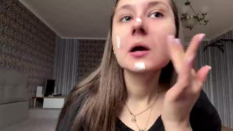 Poly online show from March 19, 12:09 pm