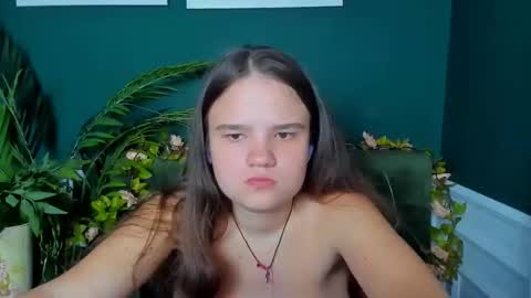 adelecruzz online show from March 27, 1:11 pm