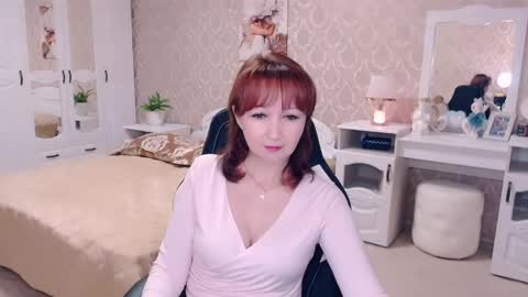 Snapshot of adelemoran chatting on December 15, 7:21 pm AdeleMoran online show from December 15, 7:21 pm