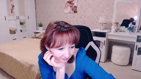 Snapshot of adelemoran chatting on February 28, 6:52 pm AdeleMoran online show from February 28, 6:52 pm