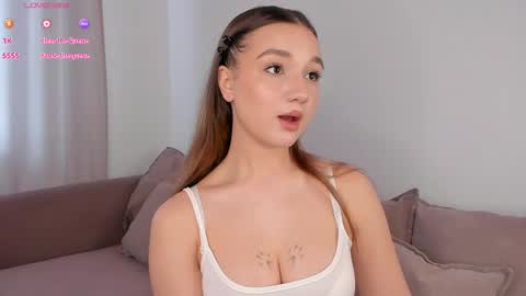 adelexx_zll online show from April 4, 7:28 am