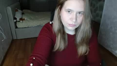 adelinalawson online show from May 12, 2:41 am