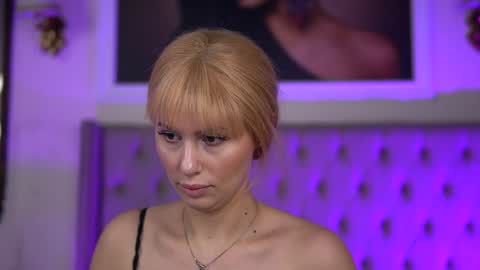 Snapshot of adelineking chatting on January 14, 7:17 am Ade online show from January 14, 7:17 am