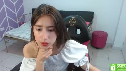 Snapshot of adhara_kitten chatting on October 9, 1:20 pm Adhara online show from October 9, 1:20 pm