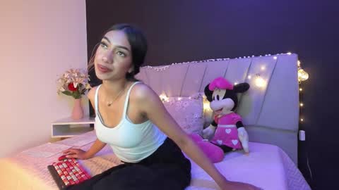 Adhara online show from March 26, 8:25 pm