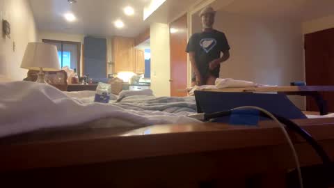 adick_ting online show from March 12, 4:13 pm