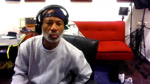 adick_ting online show from October 23, 7:40 am