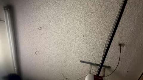 Snapshot of adick_ting chatting on March 15, 8:42 am adick_ting online show from March 15, 8:42 am