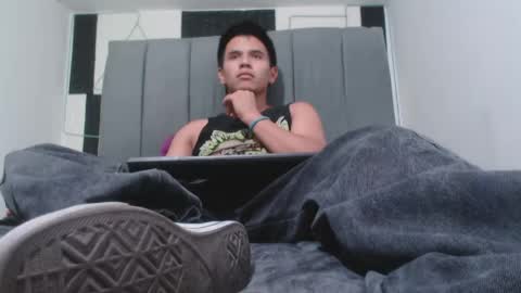 adonis_latin_19 online show from May 9, 3:23 am