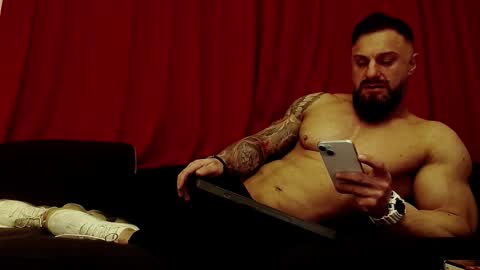 Adonis online show from December 17, 6:36 pm