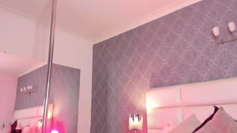 Adonis  online show from October 17, 8:44 pm