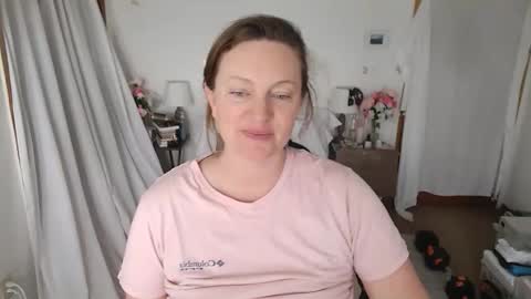 adorable22 online show from May 23, 3:49 pm