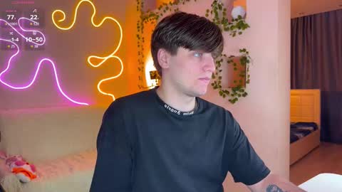 adrean_sofi online show from September 28, 3:23 am