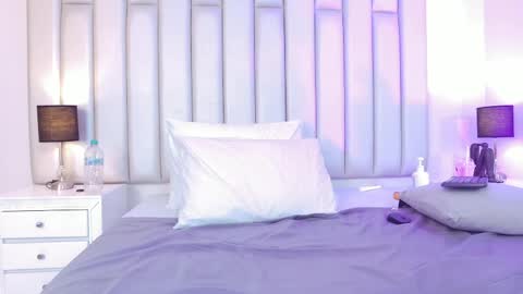 ANDREA PEREZ online show from April 10, 11:42 pm