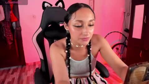 Snapshot of adrena_10 chatting on April 24, 10:01 pm Adrena10 online show from April 24, 10:01 pm