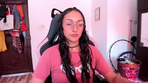 Snapshot of adrena_10 chatting on April 30, 7:20 pm Adrena10 online show from April 30, 7:20 pm