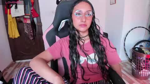 Snapshot of adrena_10 chatting on April 30, 8:57 pm Adrena10 online show from April 30, 8:57 pm