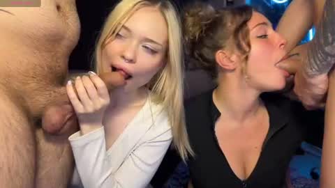 Snapshot of adrenaline_lush chatting on June 14, 2:24 am Dorothy Mayfield online show from June 14, 2:24 am