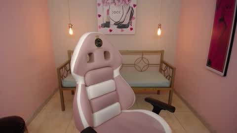 Adri  online show from February 23, 12:57 pm