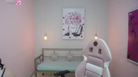 Adri  online show from April 10, 10:53 am