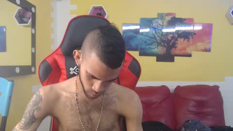 adri_sexboy online show from December 12, 2:00 pm