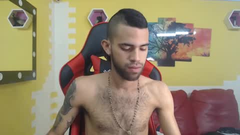 adri_sexboy online show from December 14, 1:05 pm