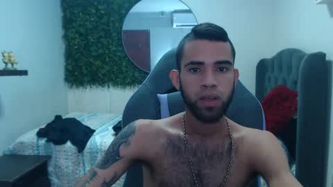 adri_sexboy online show from December 23, 3:55 pm