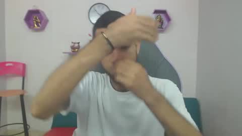 adri_sexboy online show from February 4, 12:44 pm