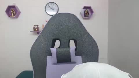 adri_sexboy online show from February 28, 4:10 pm