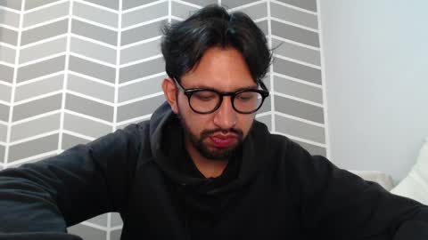 Adrian Falcon online show from May 11, 11:02 pm