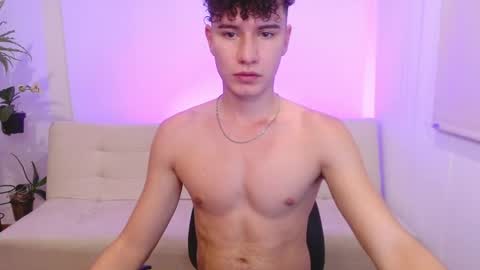 adrian morelli online show from March 30, 12:00 am