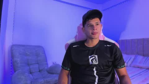 ADRIAN online show from April 14, 7:31 pm