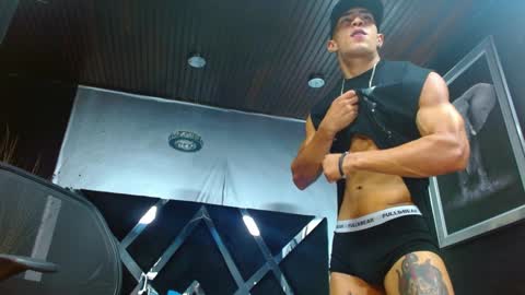   online show from December 14, 2:53 pm