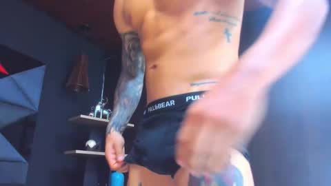   online show from December 22, 5:54 pm