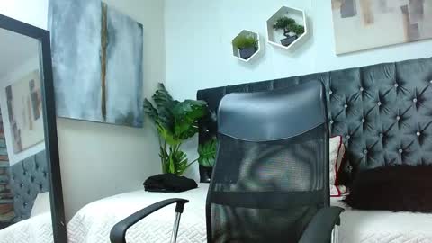   online show from February 25, 6:06 pm