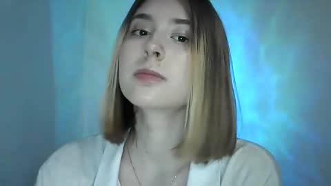adrianabliss_ online show from October 7, 7:27 am