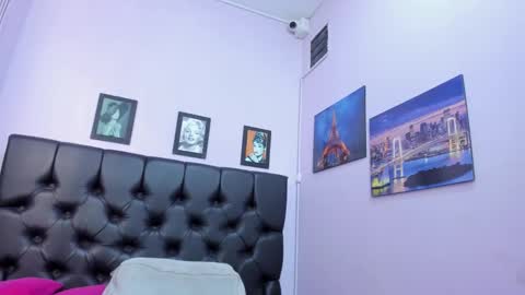 adriana online show from November 27, 5:15 pm