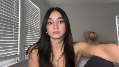 Snapshot of adriannarodriguez chatting on January 25, 9:14 pm Adrianna online show from January 25, 9:14 pm