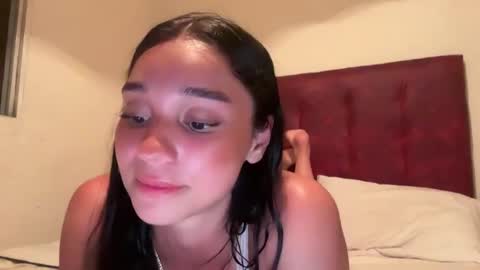 Snapshot of adriannarodriguez chatting on March 6, 12:32 am Adrianna online show from March 6, 12:32 am