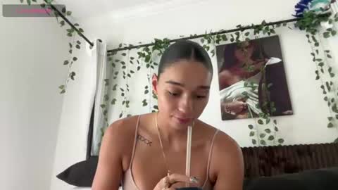 Adrianna  online show from June 30, 6:09 pm