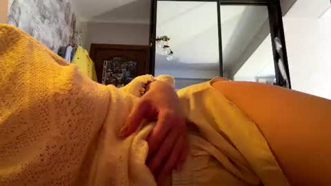 Caroline online show from June 19, 3:38 pm
