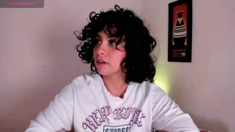 adrianny online show from May 25, 6:41 am